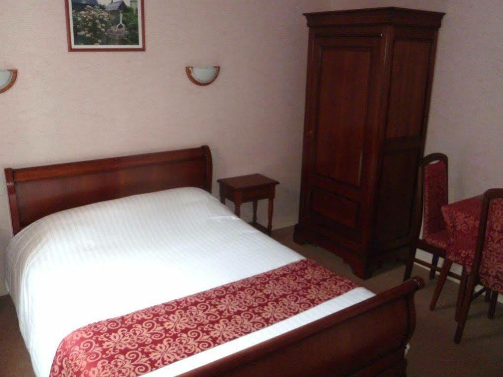 Le Relais De La Rance - Chambres D'Hotes Quédillac Εξωτερικό φωτογραφία