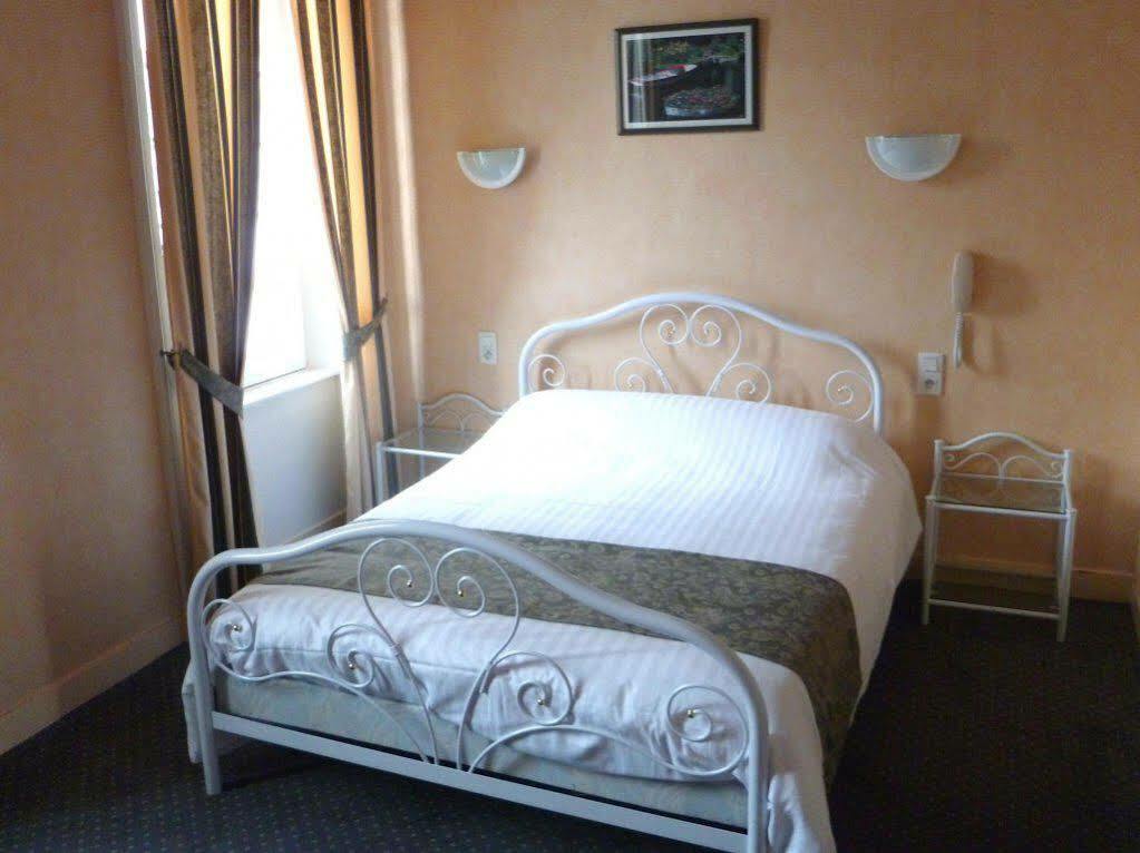 Le Relais De La Rance - Chambres D'Hotes Quédillac Εξωτερικό φωτογραφία