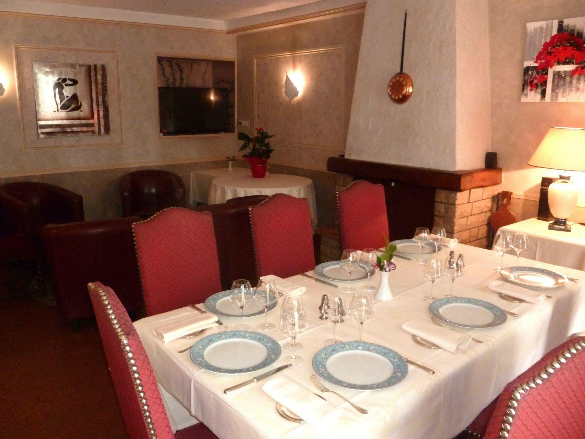 Le Relais De La Rance - Chambres D'Hotes Quédillac Εξωτερικό φωτογραφία