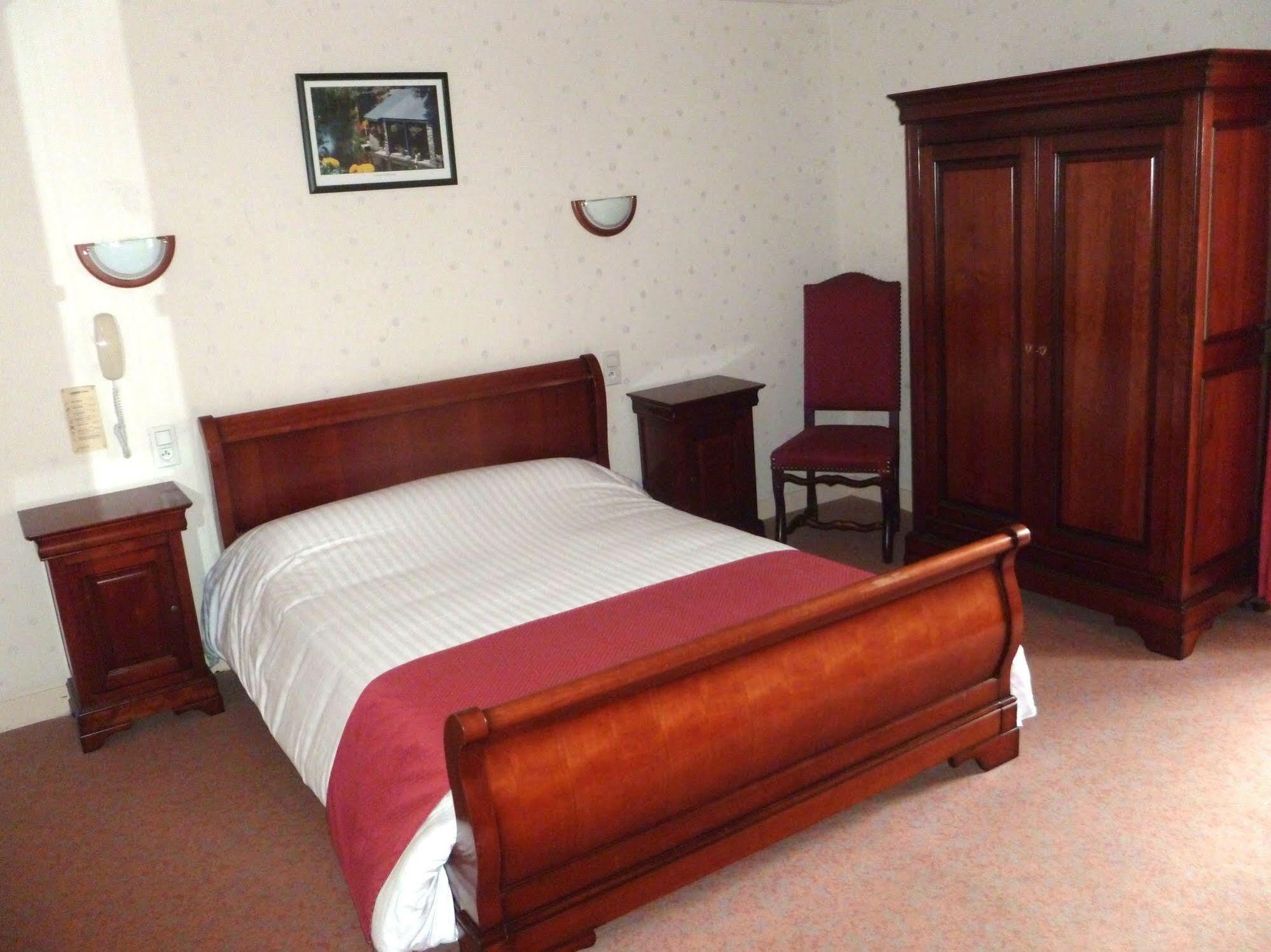 Le Relais De La Rance - Chambres D'Hotes Quédillac Εξωτερικό φωτογραφία