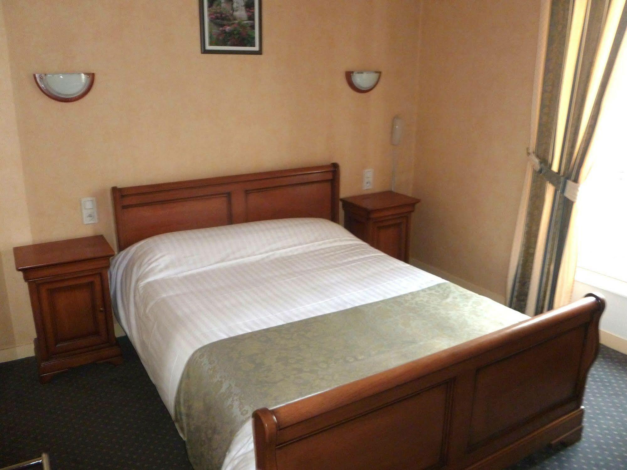 Le Relais De La Rance - Chambres D'Hotes Quédillac Εξωτερικό φωτογραφία