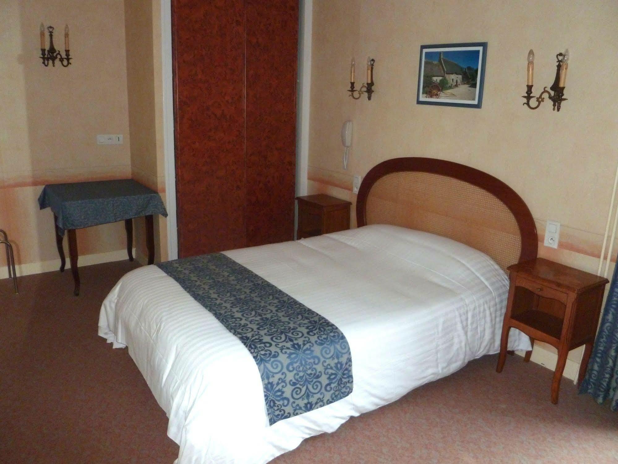 Le Relais De La Rance - Chambres D'Hotes Quédillac Εξωτερικό φωτογραφία